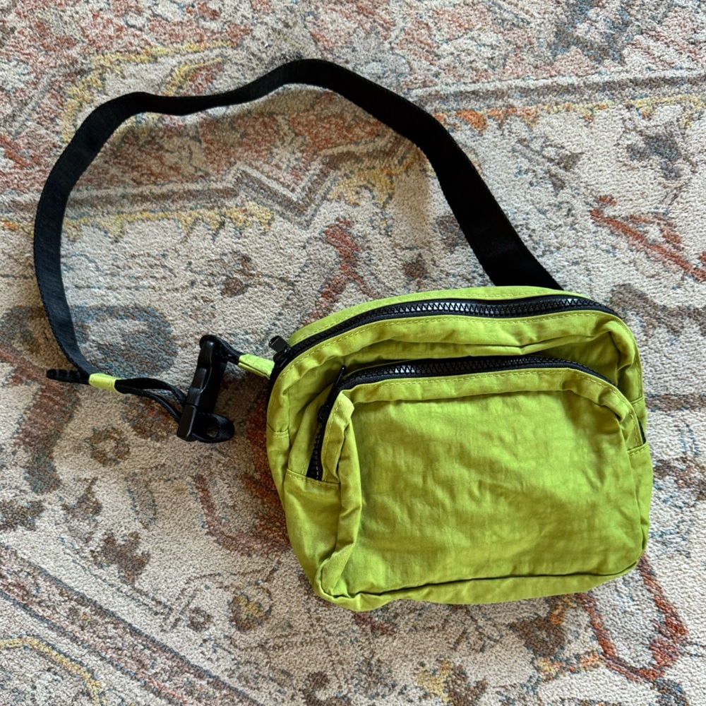 Baggu Apple Green Fanny Pack